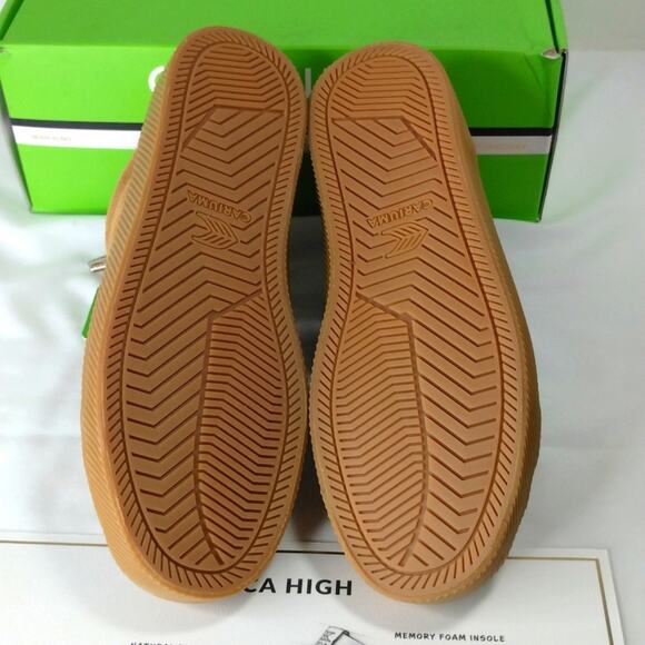 NIB Cariuma OCA High All Camel Suede Sneaker Unisex Men 7.5 Women 9 - Picture 7 of 7